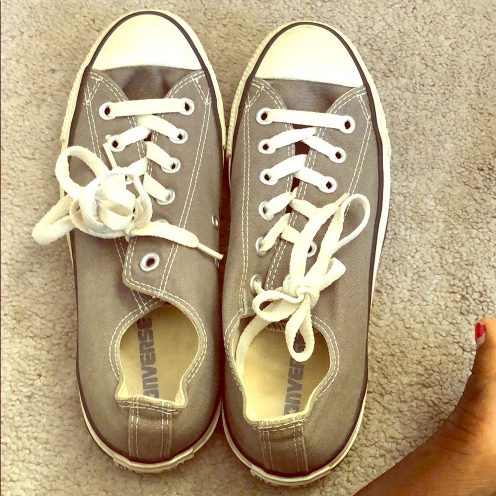 I am selling these shoes